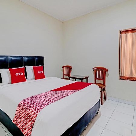 Capital O 90407 Wisma Bahtera Hotel Cirebon Εξωτερικό φωτογραφία
