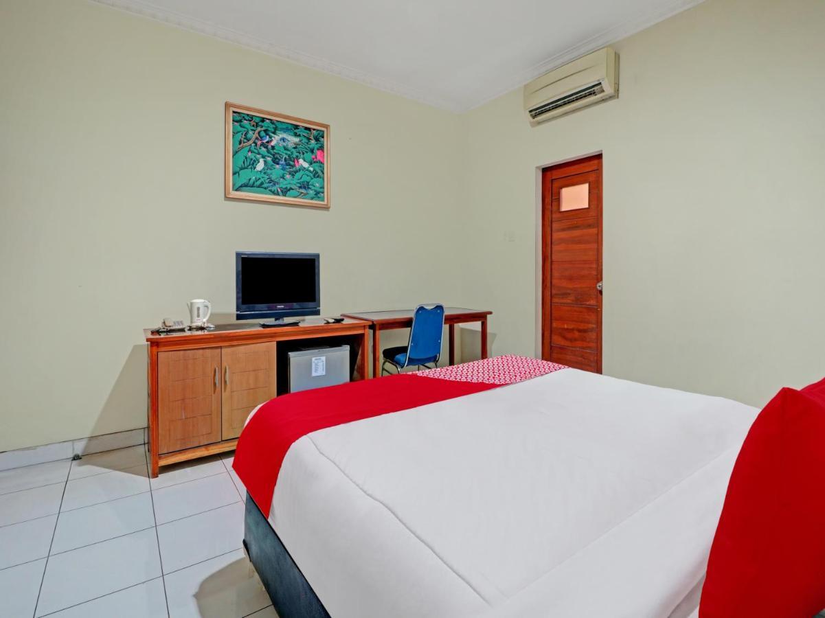 Capital O 90407 Wisma Bahtera Hotel Cirebon Εξωτερικό φωτογραφία