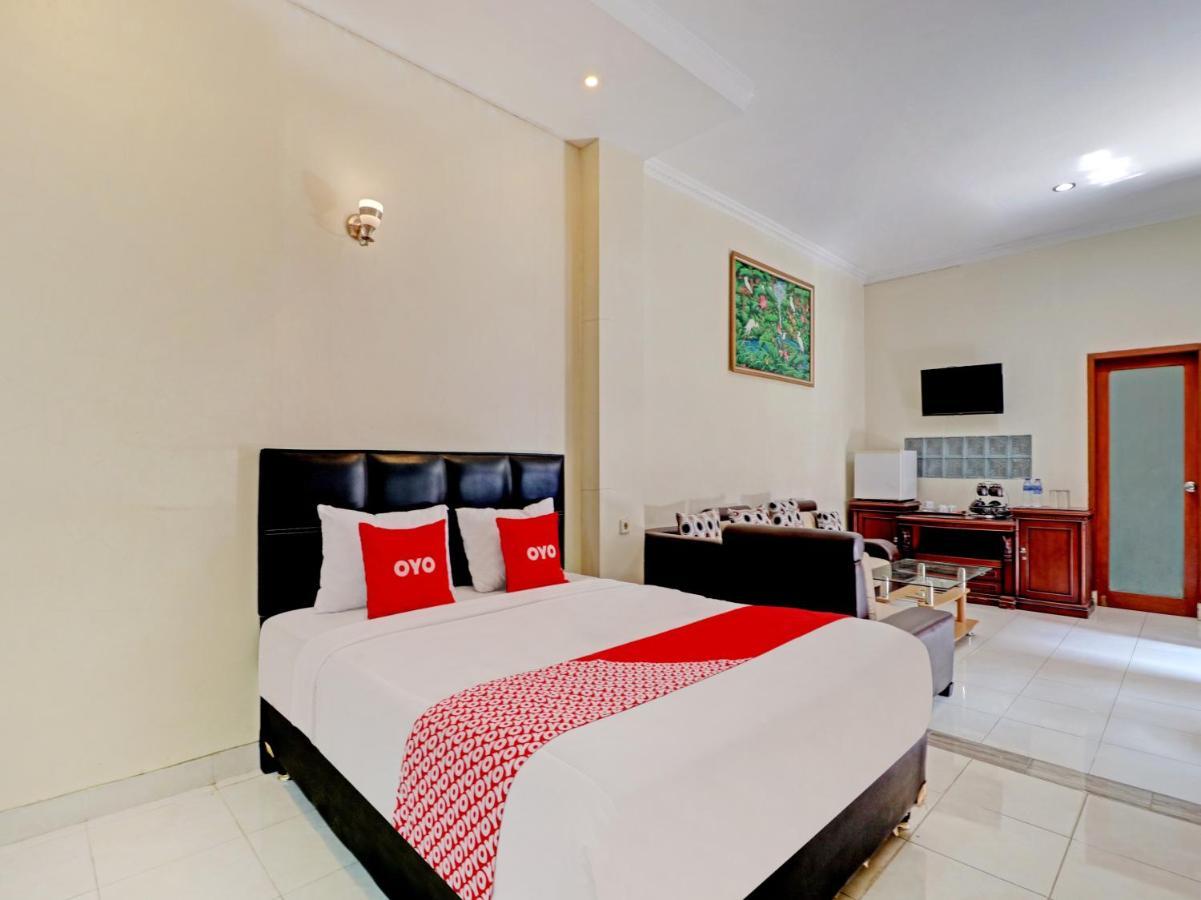 Capital O 90407 Wisma Bahtera Hotel Cirebon Εξωτερικό φωτογραφία