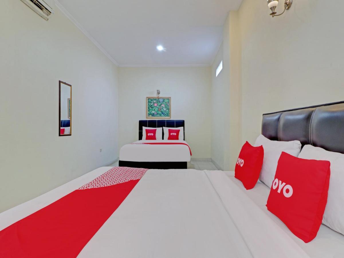 Capital O 90407 Wisma Bahtera Hotel Cirebon Εξωτερικό φωτογραφία