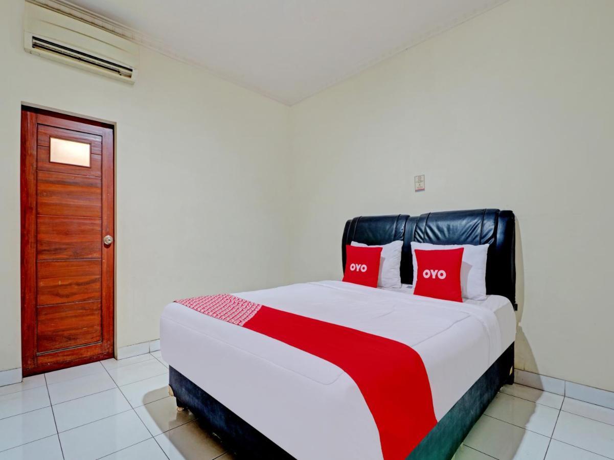 Capital O 90407 Wisma Bahtera Hotel Cirebon Εξωτερικό φωτογραφία