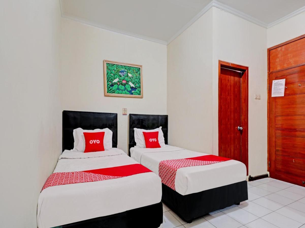 Capital O 90407 Wisma Bahtera Hotel Cirebon Εξωτερικό φωτογραφία