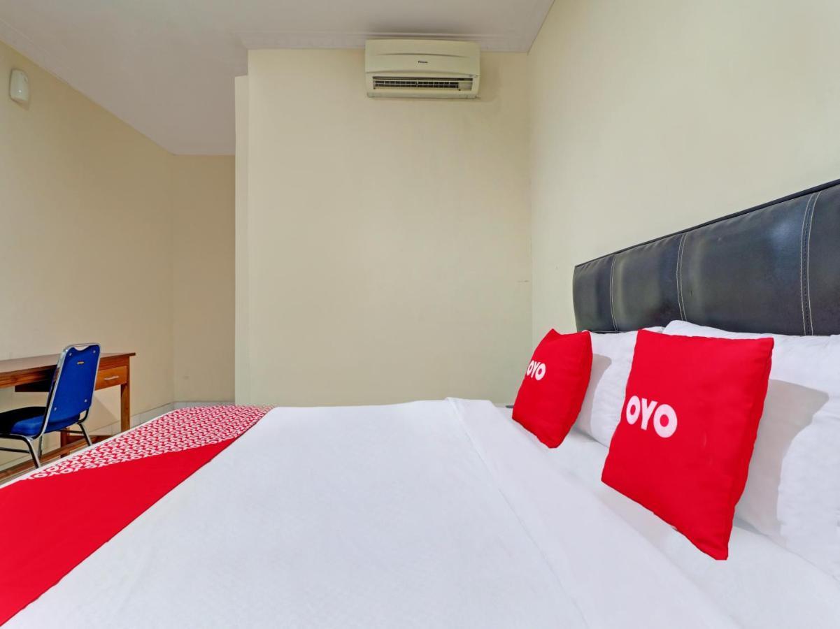 Capital O 90407 Wisma Bahtera Hotel Cirebon Εξωτερικό φωτογραφία